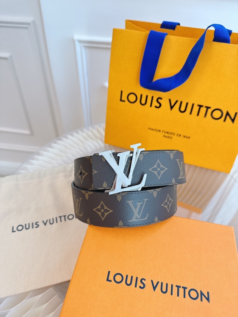 l0vis Vvtt0n belts